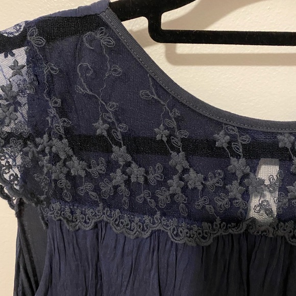 Italian silk blouse- size large - Picture 6 of 7